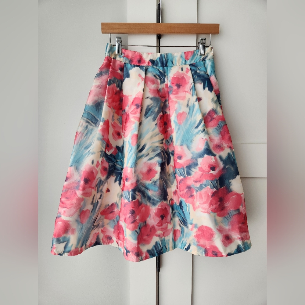 Everly Floral Pink and Blue Women's Knee Length Tulle Skirt - Size Small